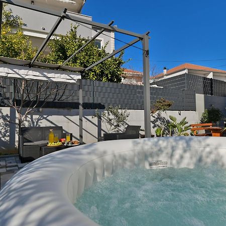 Apartment with 3 bedrooms&jacuzzi on rooftop Trogir Buitenkant foto