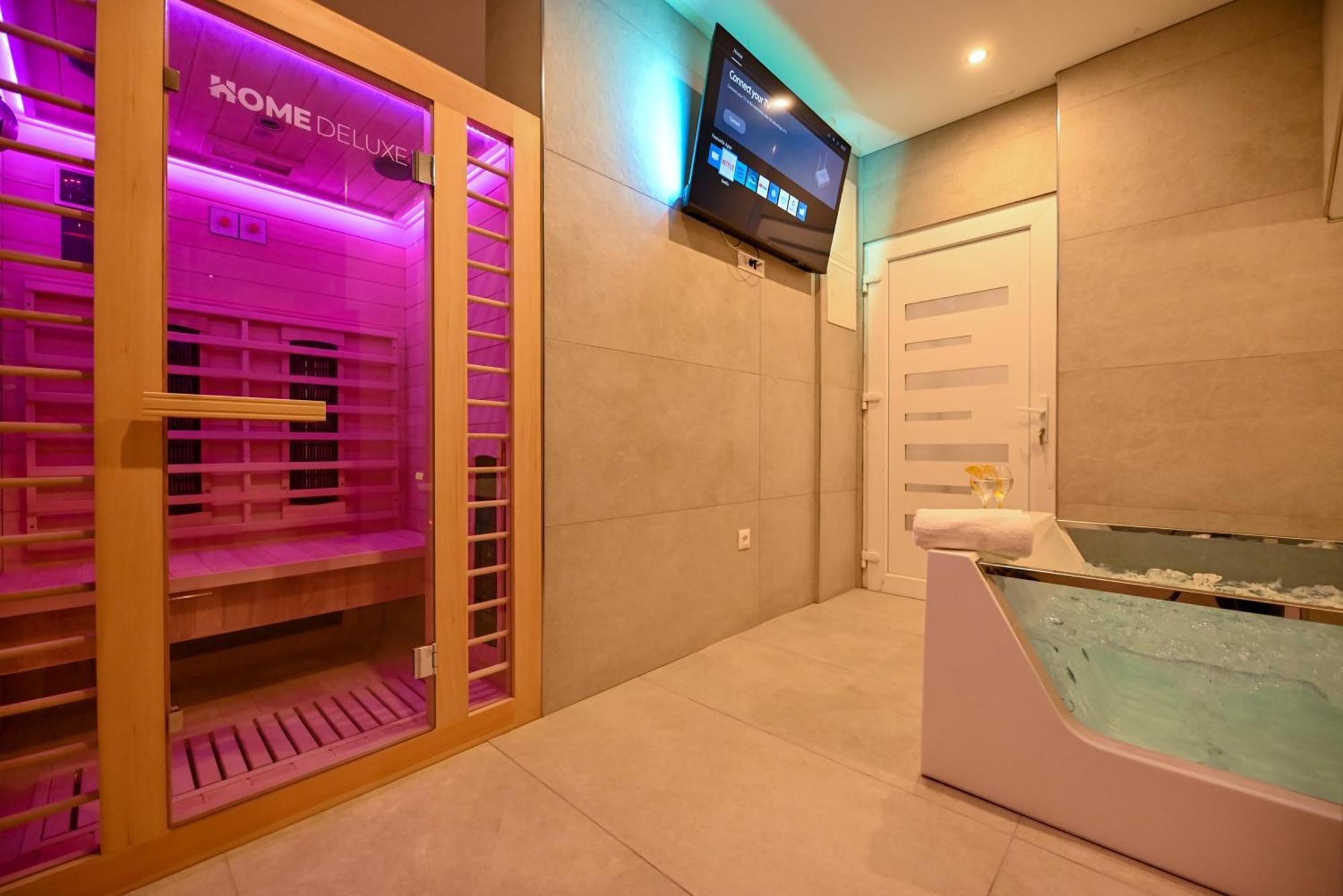 Apartment with 3 bedrooms&jacuzzi on rooftop Trogir Buitenkant foto