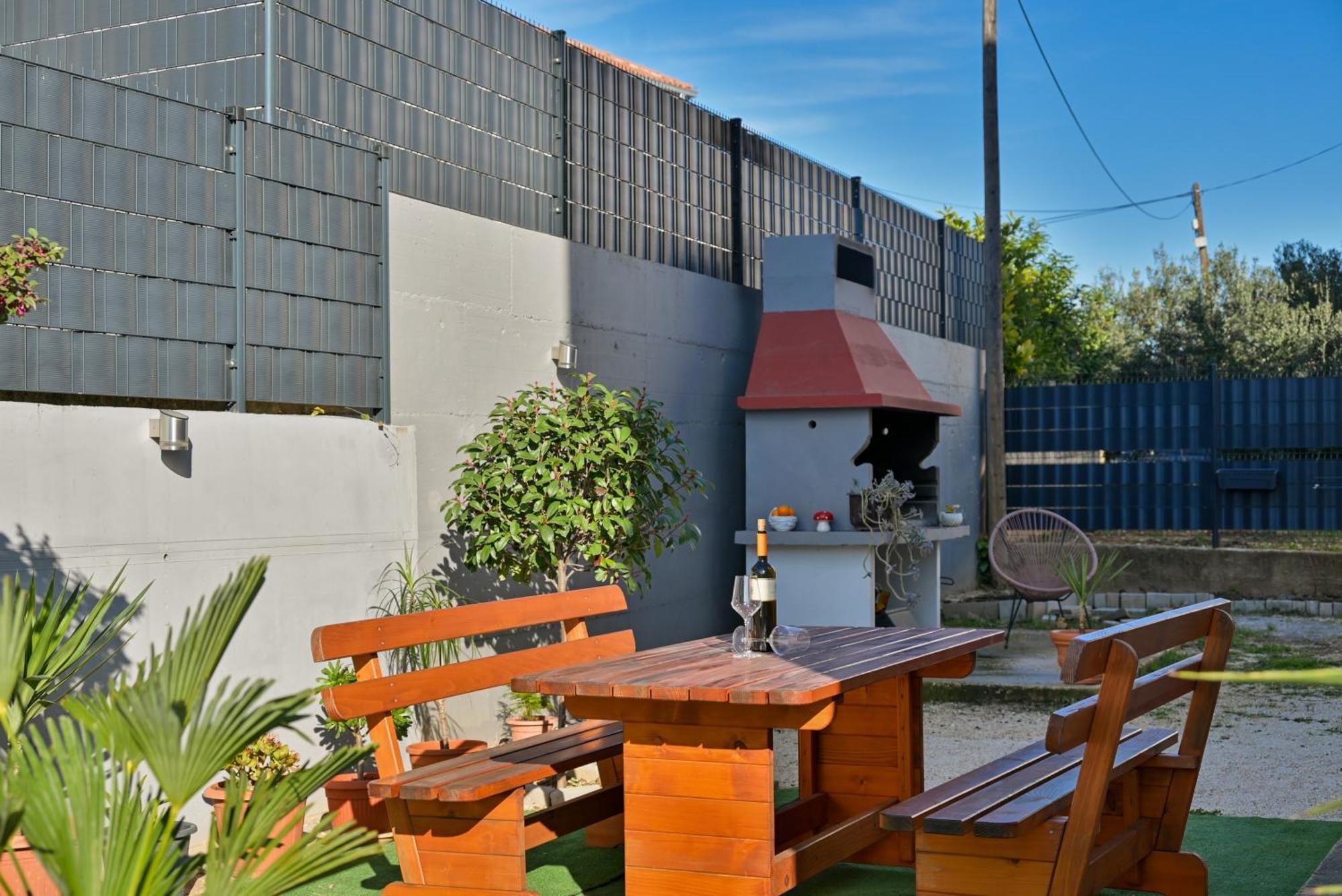 Apartment with 3 bedrooms&jacuzzi on rooftop Trogir Buitenkant foto