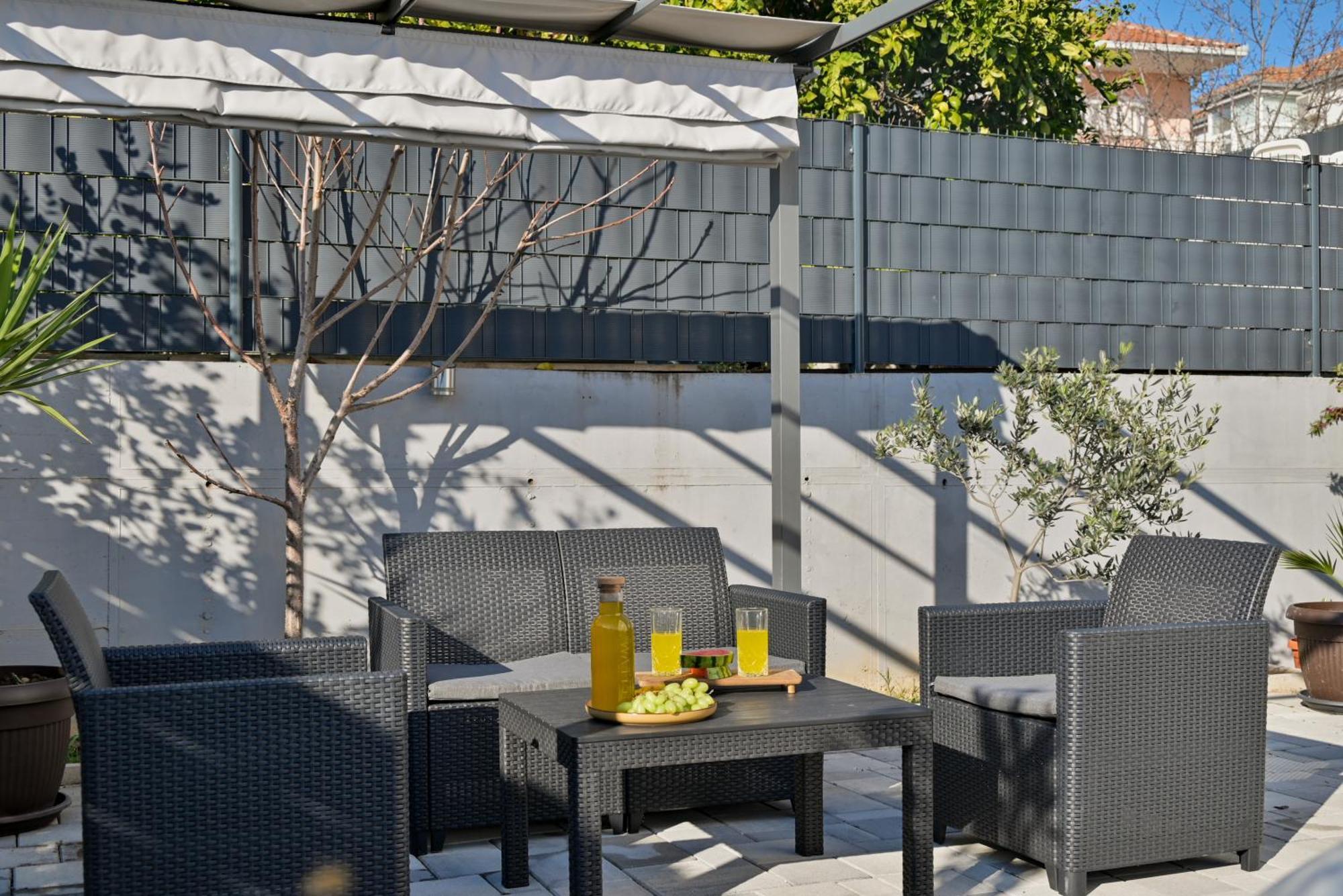 Apartment with 3 bedrooms&jacuzzi on rooftop Trogir Buitenkant foto